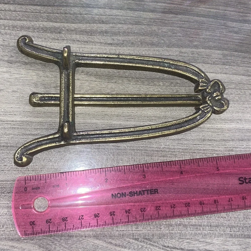 Vtg Ornate Brass‎ Victorian Table Top Display Easel Art plate or Photo Stand